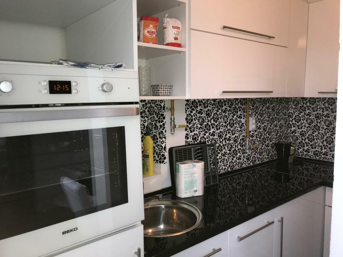 Colors Apartment Сараево Экстерьер фото
